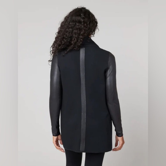 NEW Spanx Drape Front Jacket Black Faux Leather 3X Plus Stretch NWT - Picture 3 of 12
